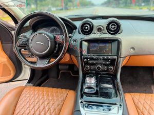 Xe Jaguar XJ series XJL 3.0 Portfolio 2016